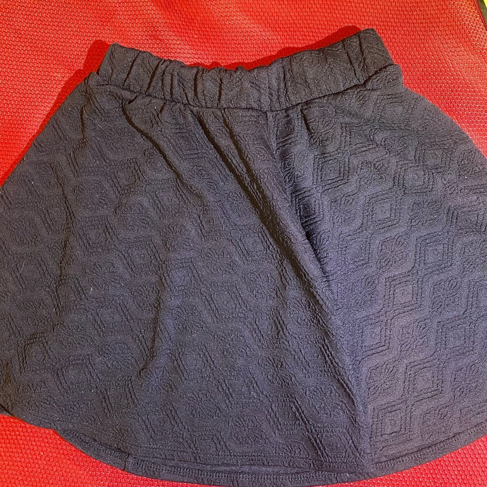 Black patterned skirt
